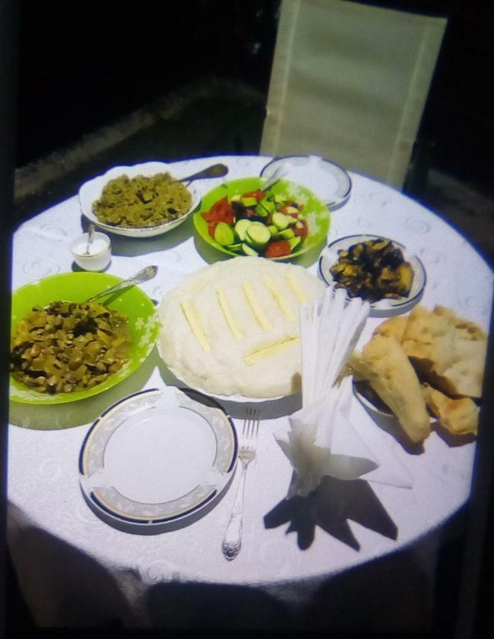 Natia Hotel Telavi Kültér fotó